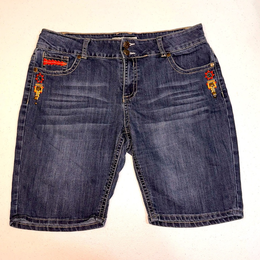Jean Shorts Missy southwestern style Embroidered Denim Shorts
